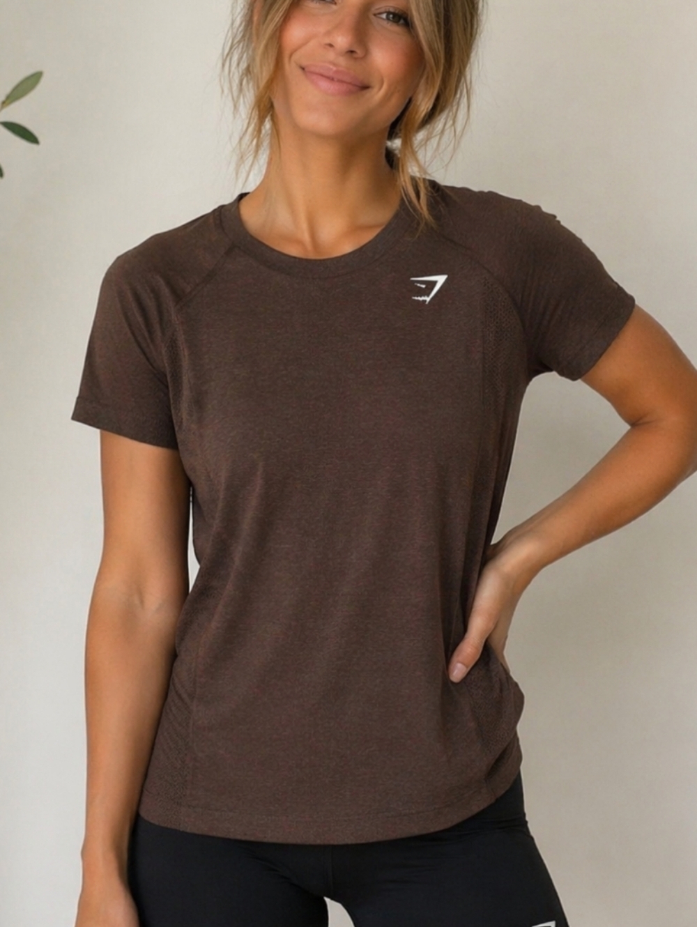 3261 New Gymshark Vital Light T-Shirt Regular fit Sz Small